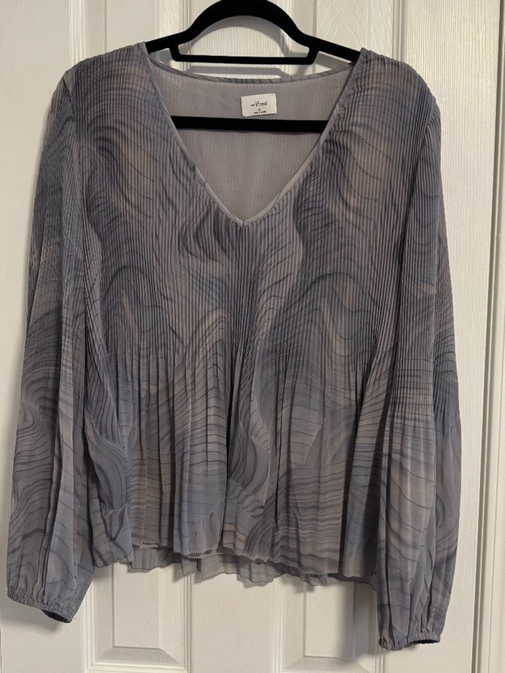 Aritzia Wilfred Daydreamer V-neck Blouse